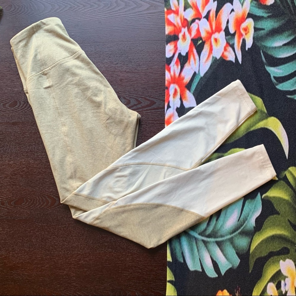 BOGO like New Old Navy ACTIVE cozecore Oatmeal two-tone color block Yoga Pants - Picture 3 of 7